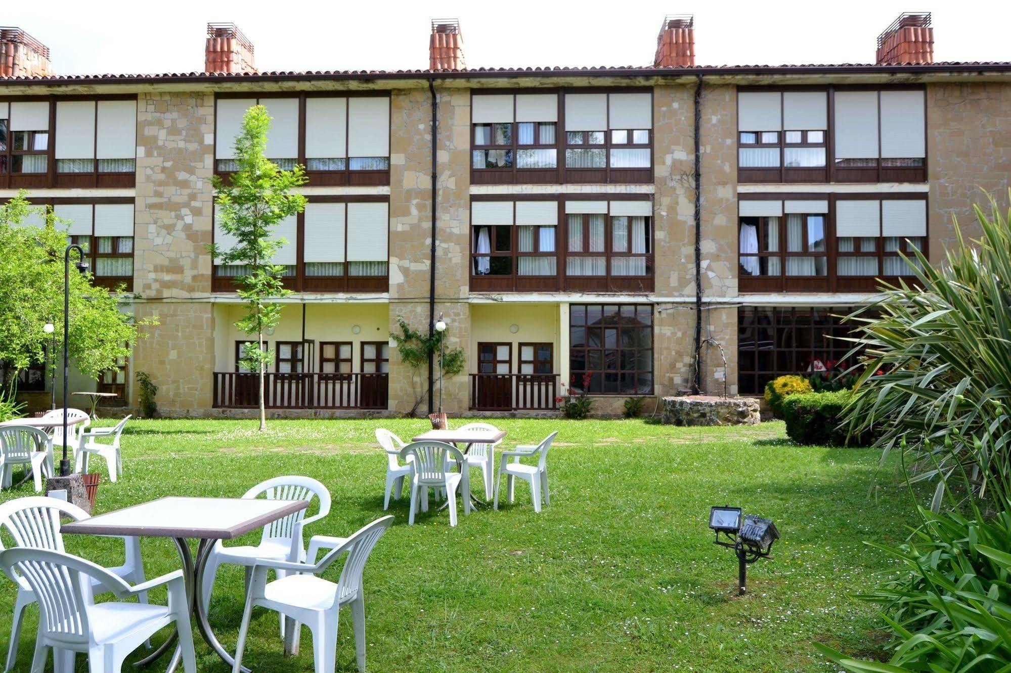 Hotel Termas De Liérganes Kültér fotó
