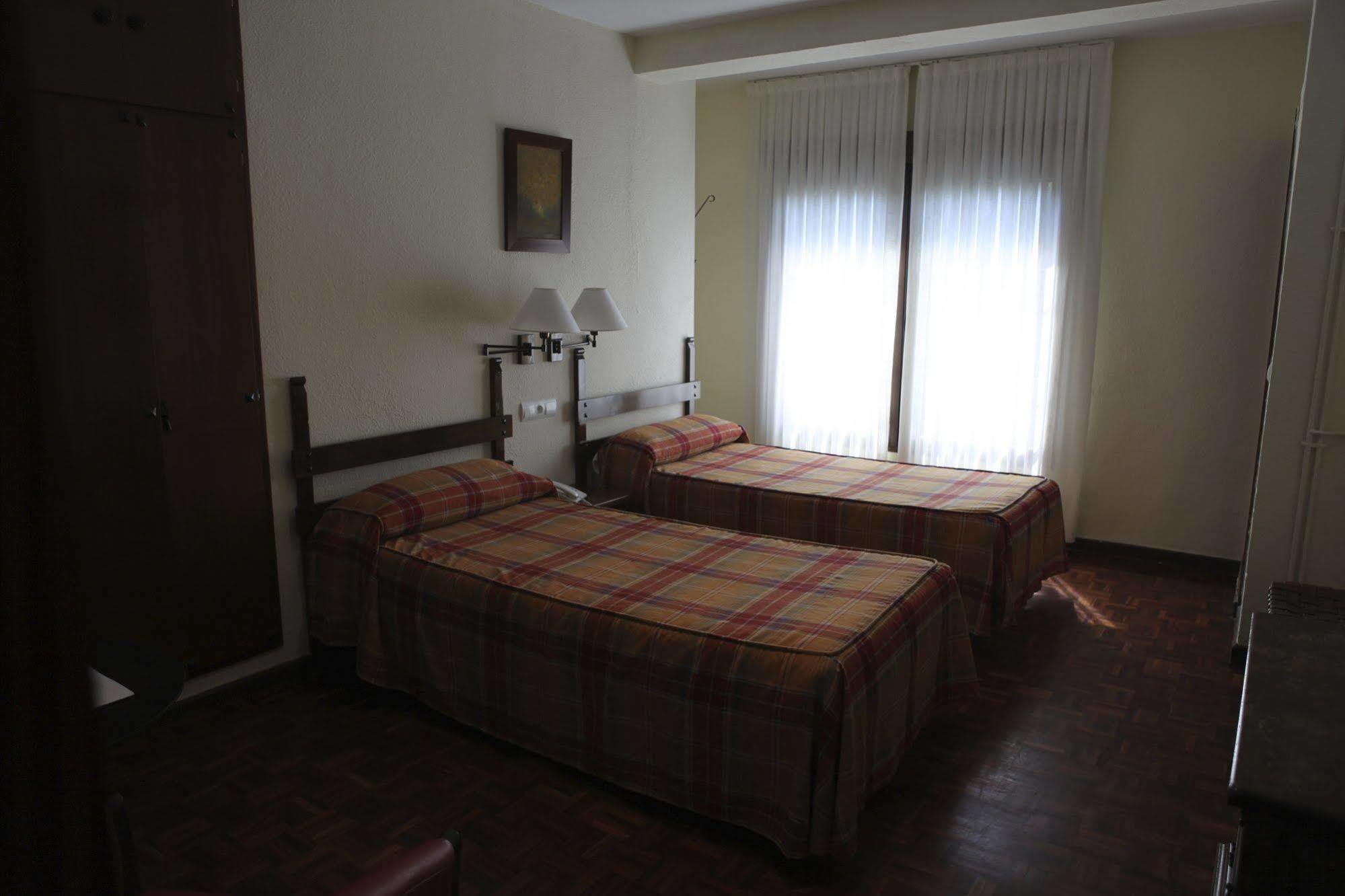 Hotel Termas De Liérganes Kültér fotó